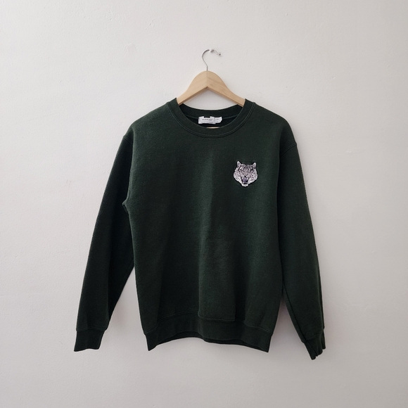Topman | Dark Forest Green Crewneck Sweater with Wolf Patch - Picture 1 of 3